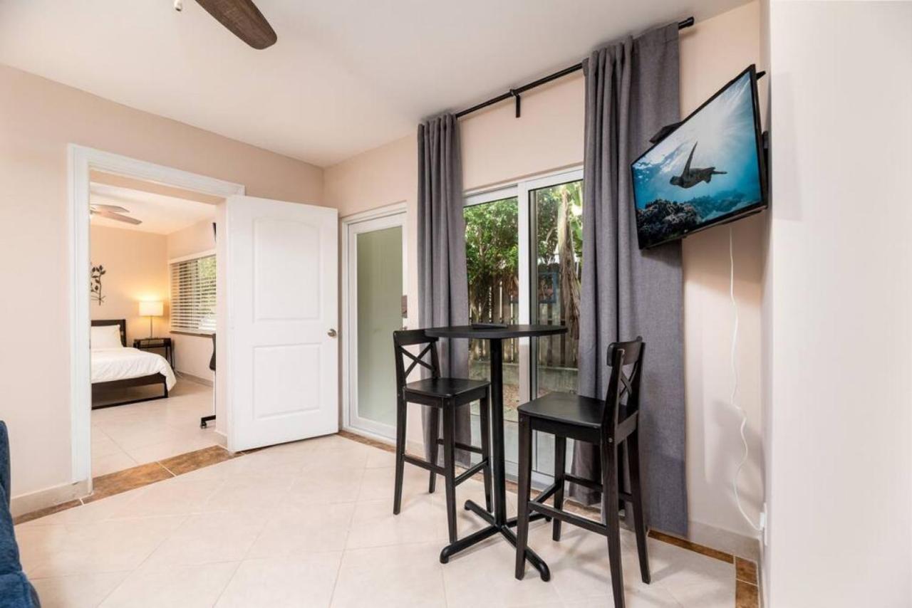 Апартаменты Ocean Flats 2 - Lauderdale-By-The-Sea Форт-Лодердейл Экстерьер фото